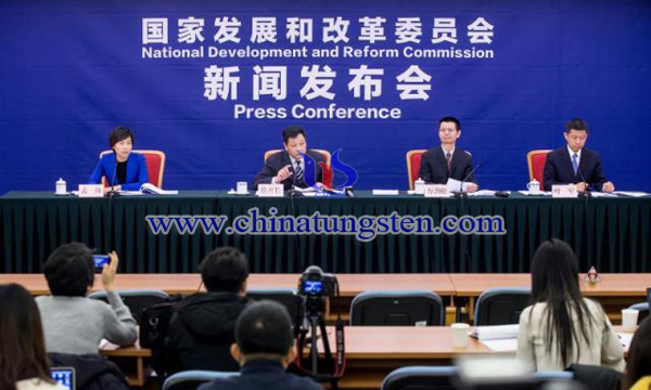 國(guó)家發(fā)改委舉行新聞發(fā)佈會(huì)介紹《市場(chǎng)準(zhǔn)入負(fù)面清單（2018年版）》相關(guān)情況