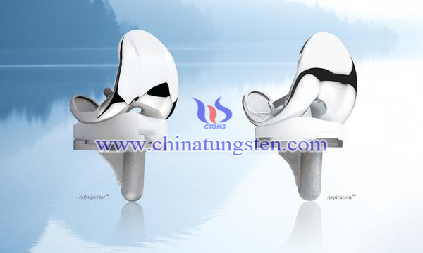 首個國產(chǎn)內(nèi)穩(wěn)定型全膝關(guān)節(jié)置換系統(tǒng)圖片