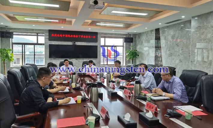 鎢協(xié)會長到長沙科研單位、高校及企業(yè)調研圖片