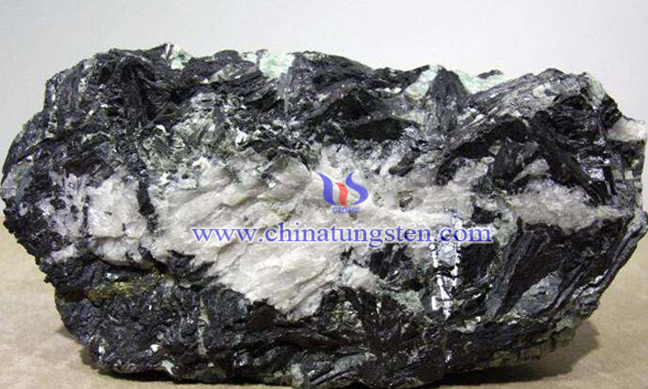tungsten mine picture
