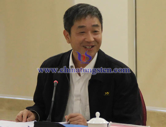 中國鎢業(yè)協(xié)會副會長、主席團主席，廈門鎢業(yè)股份有限公司總裁吳高潮