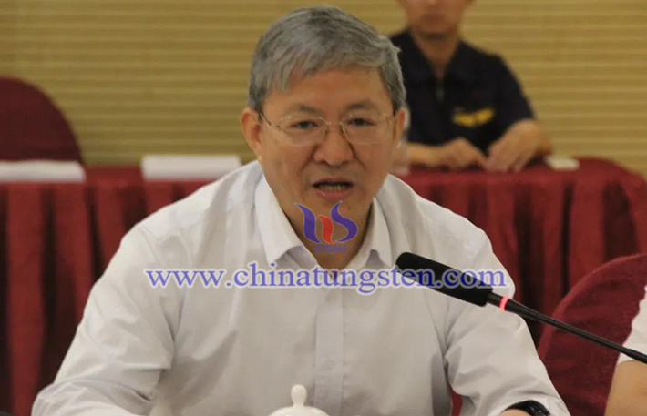 中鎢高新材料股份有限公司總經(jīng)理謝康德（代表李仲澤副會長、主席團主席）