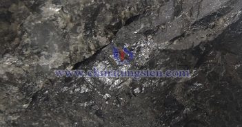 中鎢智造鎢礦圖片
