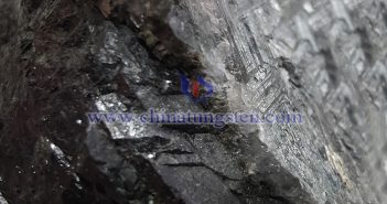 中鎢智造鎢精礦圖片